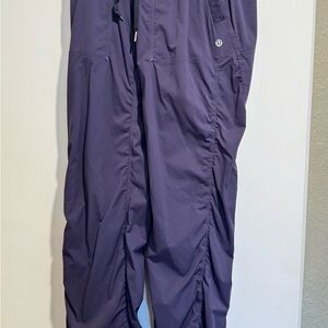 lululemon athletica Women’s Purple Lined Studio Pants size 4